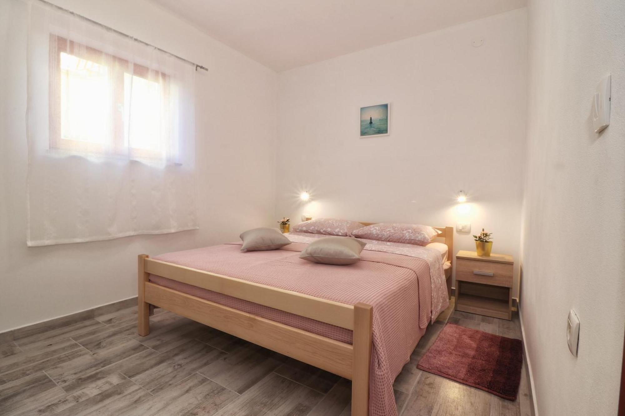 Studio Apartman Edy 3 PUY Eksteriør bilde